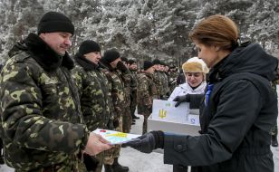Marina Poroshenko during a meeting with the military