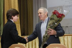 Garry Kasparov and Kirill Shevchenko
