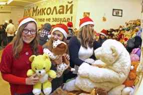 Volunteers at the "Factory of St. Nicholas"