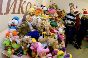 Volunteers at the "Factory of St. Nicholas"