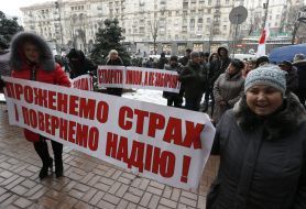 Protesters against the corruption 