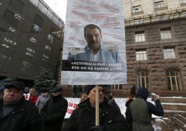 Protesters against the corruption 