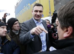 Protesters against the corruption