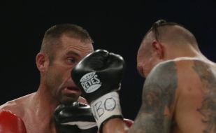 Олександр Усик та Дені Вентер