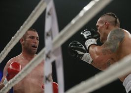 Олександр Усик та Дені Вентер