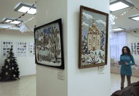 IV holiday Christmas Toys