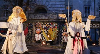 Уличное шоу «В поисках святого Николая»