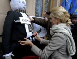 Girl "tighten their belts" Scarecrow oligarch