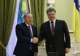 Petr Poroshenko and Nursultan Nazarbayev