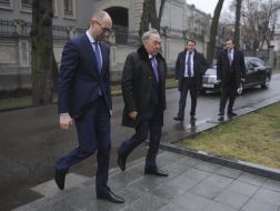 Arseniy Yatsenyuk and Nursultan Nazarbayev
