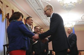 Arseniy Yatsenyuk and Nursultan Nazarbayev