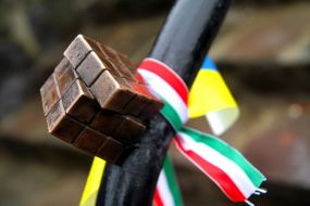 Mini monument to the Rubik's Cube