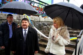 Mini monument to the Rubik's Cube