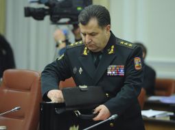 Степан Полторак