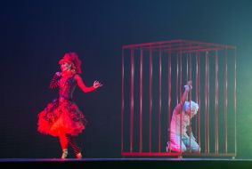 The play "Fairytale Show "Alice in Wonderland countries"