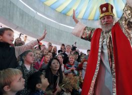Opening the festive Christmas tree in the Ukrainian House
