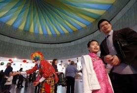 Opening the festive Christmas tree in the Ukrainian House