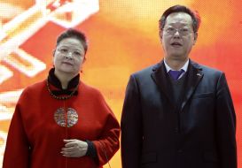 Zhang Siyun with his wife