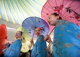 Opening the festive Christmas tree in the Ukrainian House