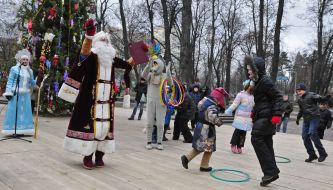 Opening of the Christmas tree in the park named. Kotlyarevskogo