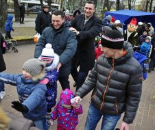 Opening of the Christmas tree in the park named. Kotlyarevskogo