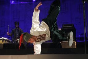 Спектакль «Барабанні вечора біля Диканьки»