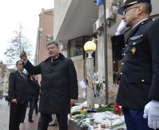 Petr Poroshenko near French Embassy