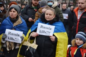 Акция протеста против терроризма "Je suis Volnovakha"