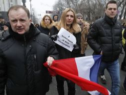 Marchers solidarity against terrorism