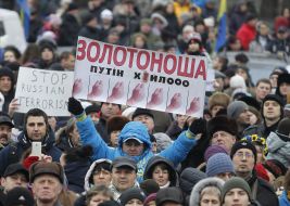 Marchers solidarity against terrorism