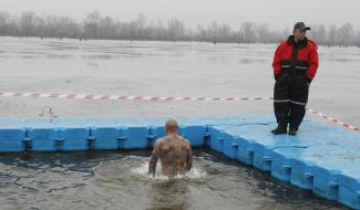 Epiphany bathing