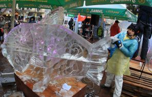 Competition of ice sculptures