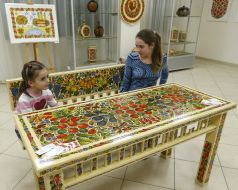 Выставка "Петриковка - душа Украины"