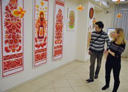 Выставка "Петриковка - душа Украины"