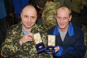 Военнослужащие