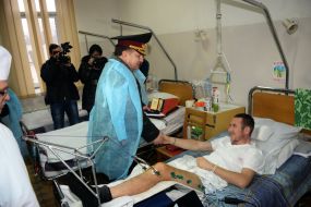 Степан Полторак в клиническом центре