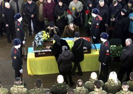 Церемония прощания с бойцом ДУК «Правый сектор» Андреем Прищепюком