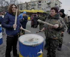 Митинг возле здания Минобороны