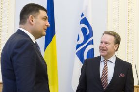 Vladimir Groisman and Ilkka Kanerva