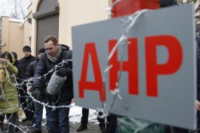 Action "AutoMaidan - go to Akhmetov"