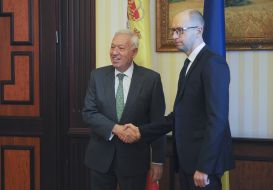 Arseniy Yatsenyuk and Jose Garcia-Margallo y Marfil