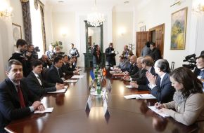 Pavel Klimkin and José García-Margallo y Marfil