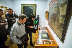 Exhibition "Born Ukraine. Looking from afar"