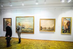 Exhibition "Born Ukraine. Looking from afar"