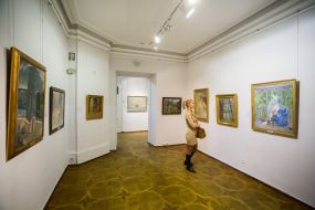 Exhibition "Born Ukraine. Looking from afar"