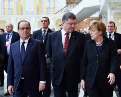 Франсуа Олланд, Петр Порошенко и Ангела Меркель