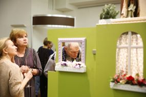 Exhibition of art dolls and contemporary art