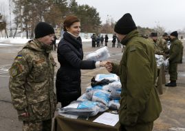 Marina Poroshenko at the training center of the Ground Forces