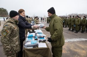 Marina Poroshenko at the training center of the Ground Forces