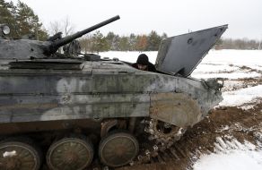 Training of military in the Desna training center